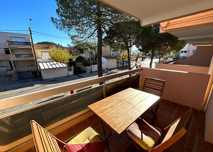 Appartement Pour 4 Avec Parking A 50M De La Plage - Fr-1-837-88 *