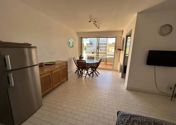 Appartement Pour 4 Avec Parking A 50M De La Plage - Fr-1-837-88 *